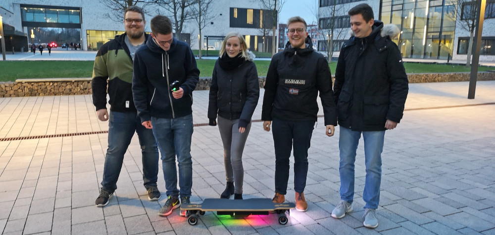 E-Longboard mit vielen "Special Effects"