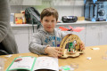 Die Weihnachtspyramiden brachten den Schüler*innen ein Leuchten in die Augen