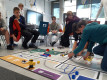 Schüler programmieren im zdi-Schüler*innenlabor eigene Lego-Roboter