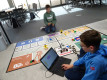 Schüler programmieren im zdi-Schüler*innenlabor eigene Lego-Roboter