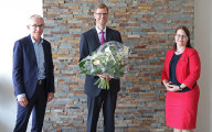 v.l. Hochschulratsvorsitzender Jörg Hegemann; Prof. Dr.-Ing. Christian Spura, zukünftiger Vizepräsident; Prof. Dr.-Ing. Kira Kastell, HSHL-Präsidentin