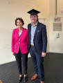 Benedikt Emde gemeinsam mit seiner Betreuerin Prof. Dr. Lara Tickenbrock