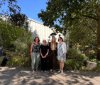 Hannah Schanzmann (2.v.r.) mit Prof. Dr. Stefanie Sielemann (2.v.l.) und...
